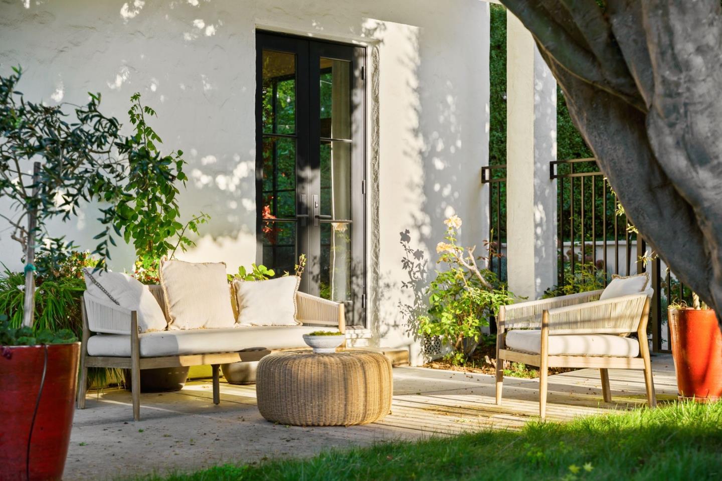 Detail Gallery Image 39 of 60 For 670 Edgewood Rd, San Mateo,  CA 94402 - 5 Beds | 4 Baths