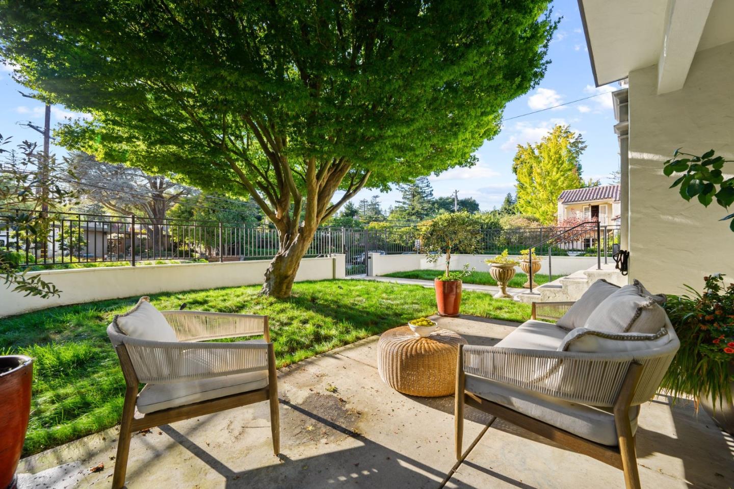 Detail Gallery Image 40 of 60 For 670 Edgewood Rd, San Mateo,  CA 94402 - 5 Beds | 4 Baths