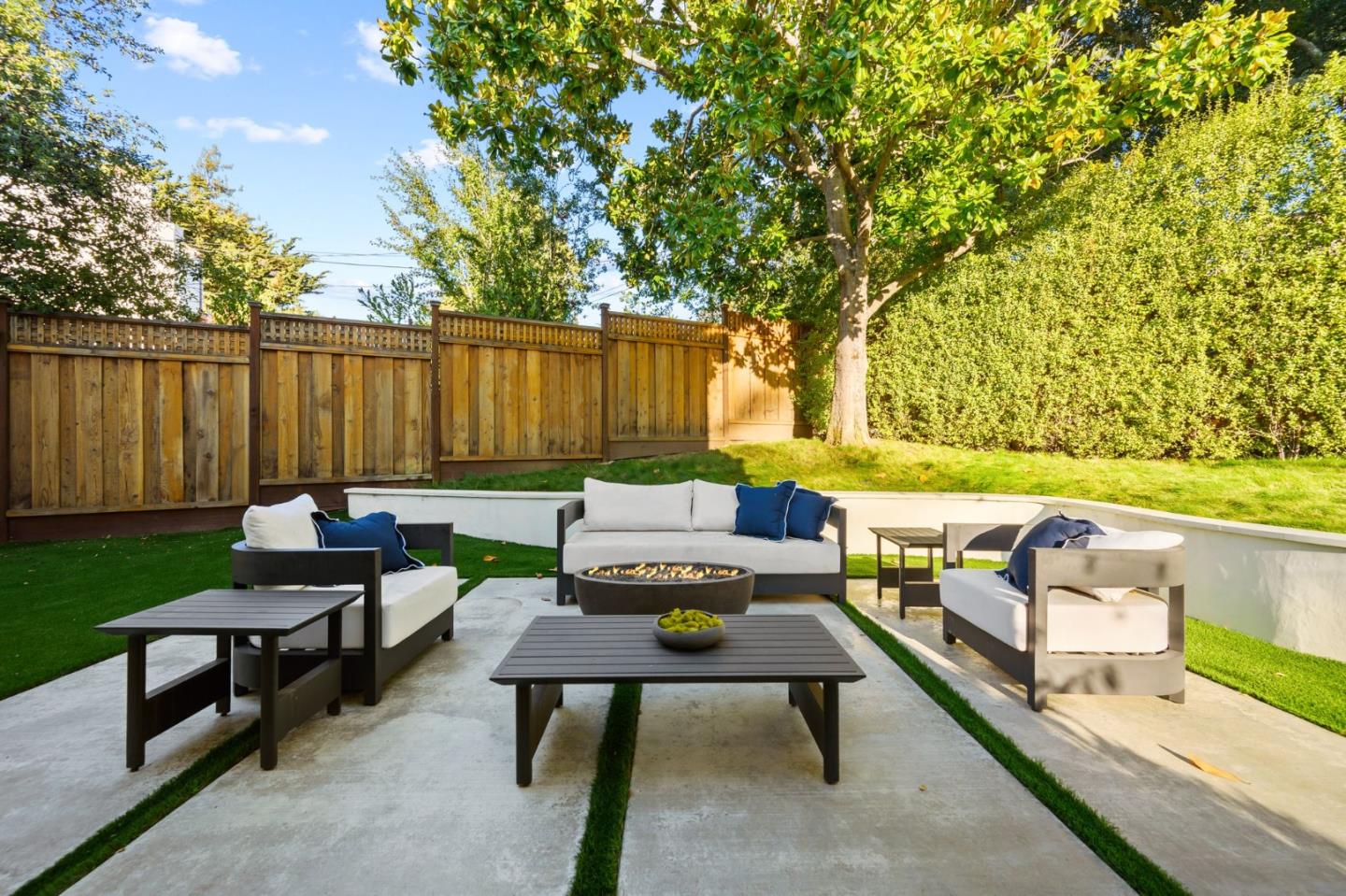 Detail Gallery Image 43 of 60 For 670 Edgewood Rd, San Mateo,  CA 94402 - 5 Beds | 4 Baths