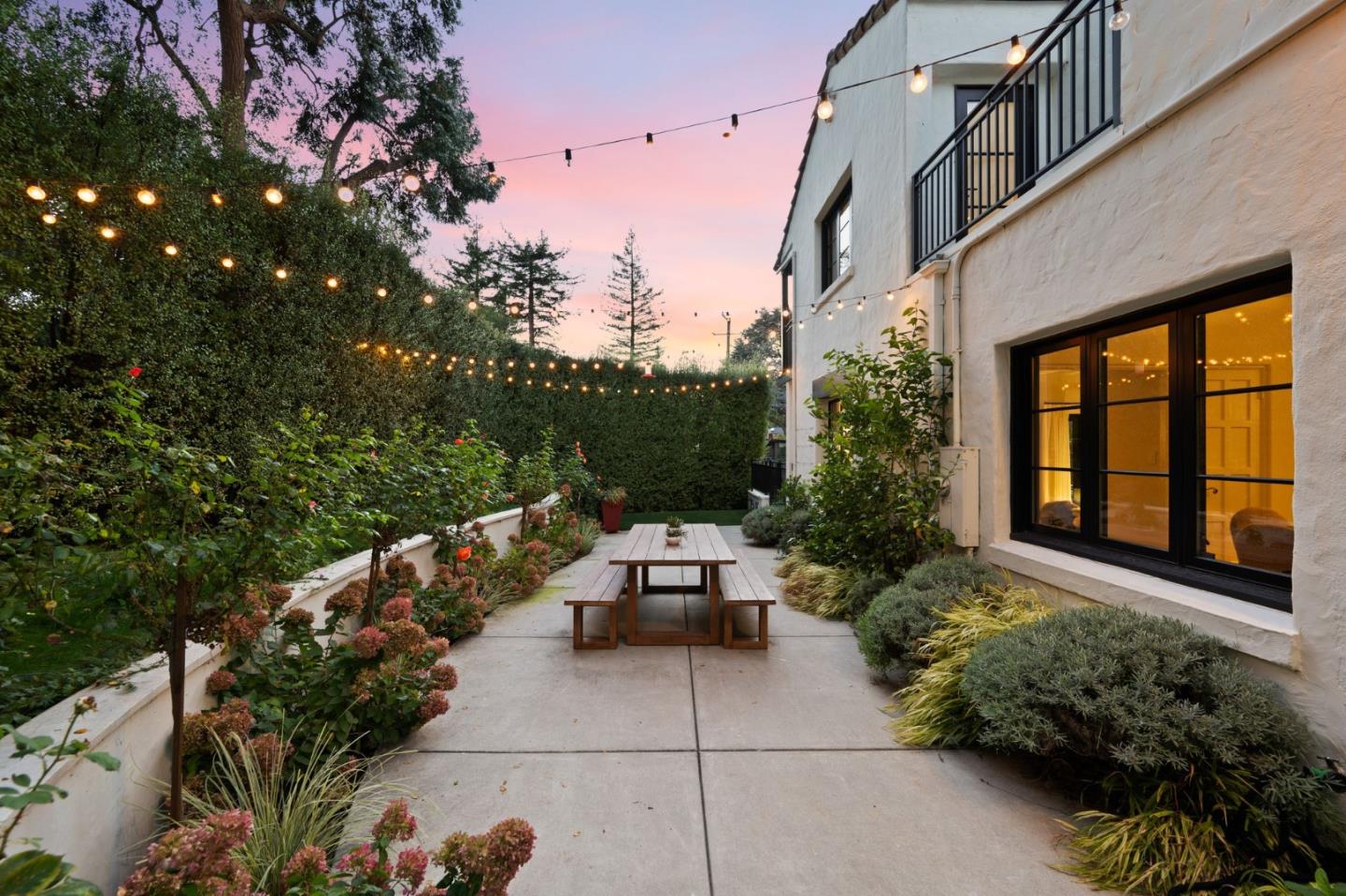 Detail Gallery Image 48 of 60 For 670 Edgewood Rd, San Mateo,  CA 94402 - 5 Beds | 4 Baths