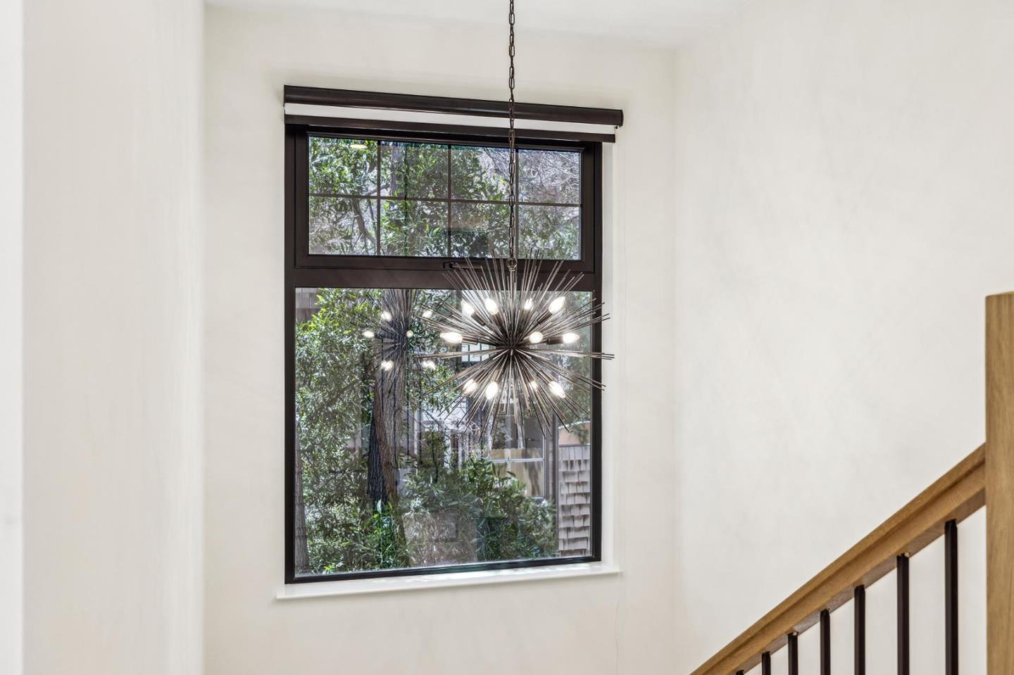 Detail Gallery Image 22 of 61 For 546 Oxford Ave, Palo Alto,  CA 94306 - 3 Beds | 2/1 Baths