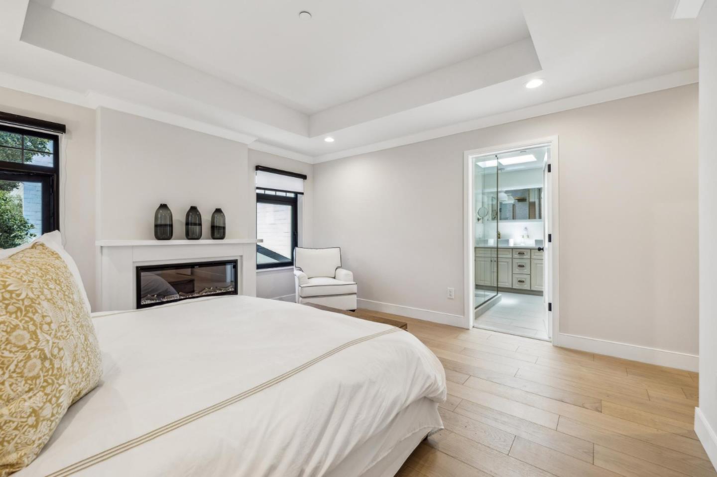 Detail Gallery Image 24 of 61 For 546 Oxford Ave, Palo Alto,  CA 94306 - 3 Beds | 2/1 Baths