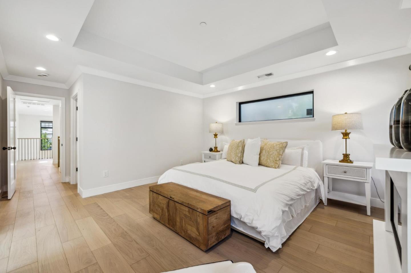 Detail Gallery Image 25 of 61 For 546 Oxford Ave, Palo Alto,  CA 94306 - 3 Beds | 2/1 Baths