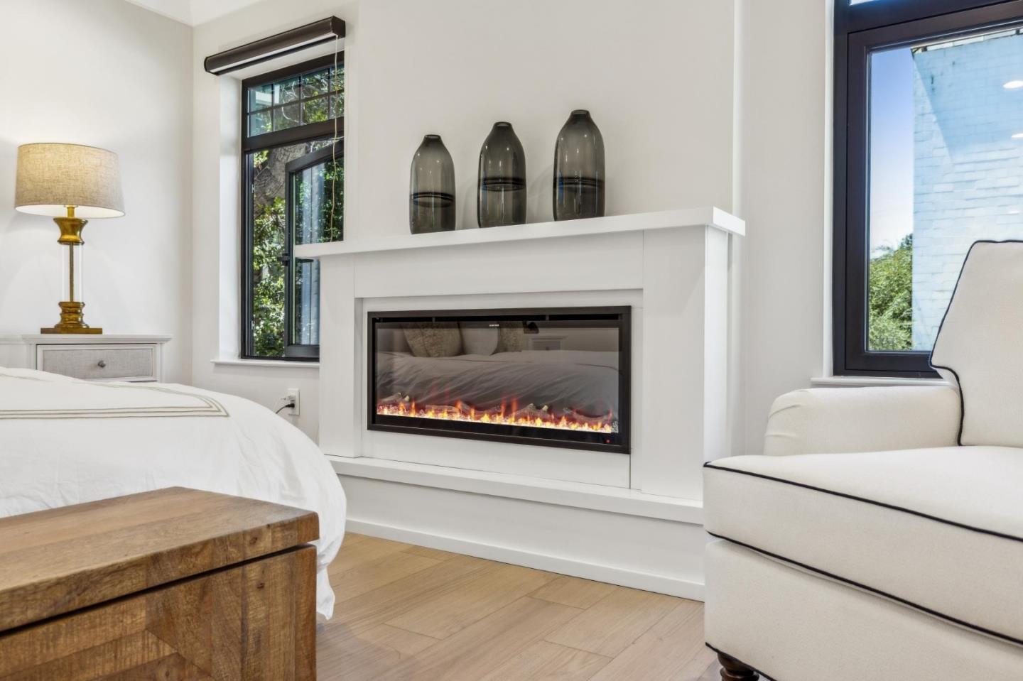 Detail Gallery Image 26 of 61 For 546 Oxford Ave, Palo Alto,  CA 94306 - 3 Beds | 2/1 Baths