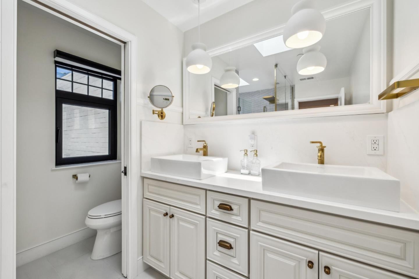 Detail Gallery Image 28 of 61 For 546 Oxford Ave, Palo Alto,  CA 94306 - 3 Beds | 2/1 Baths