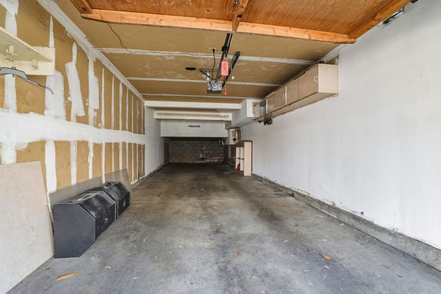 Detail Gallery Image 26 of 32 For 403 Kenbrook Cir, San Jose,  CA 95111 - 3 Beds | 2 Baths