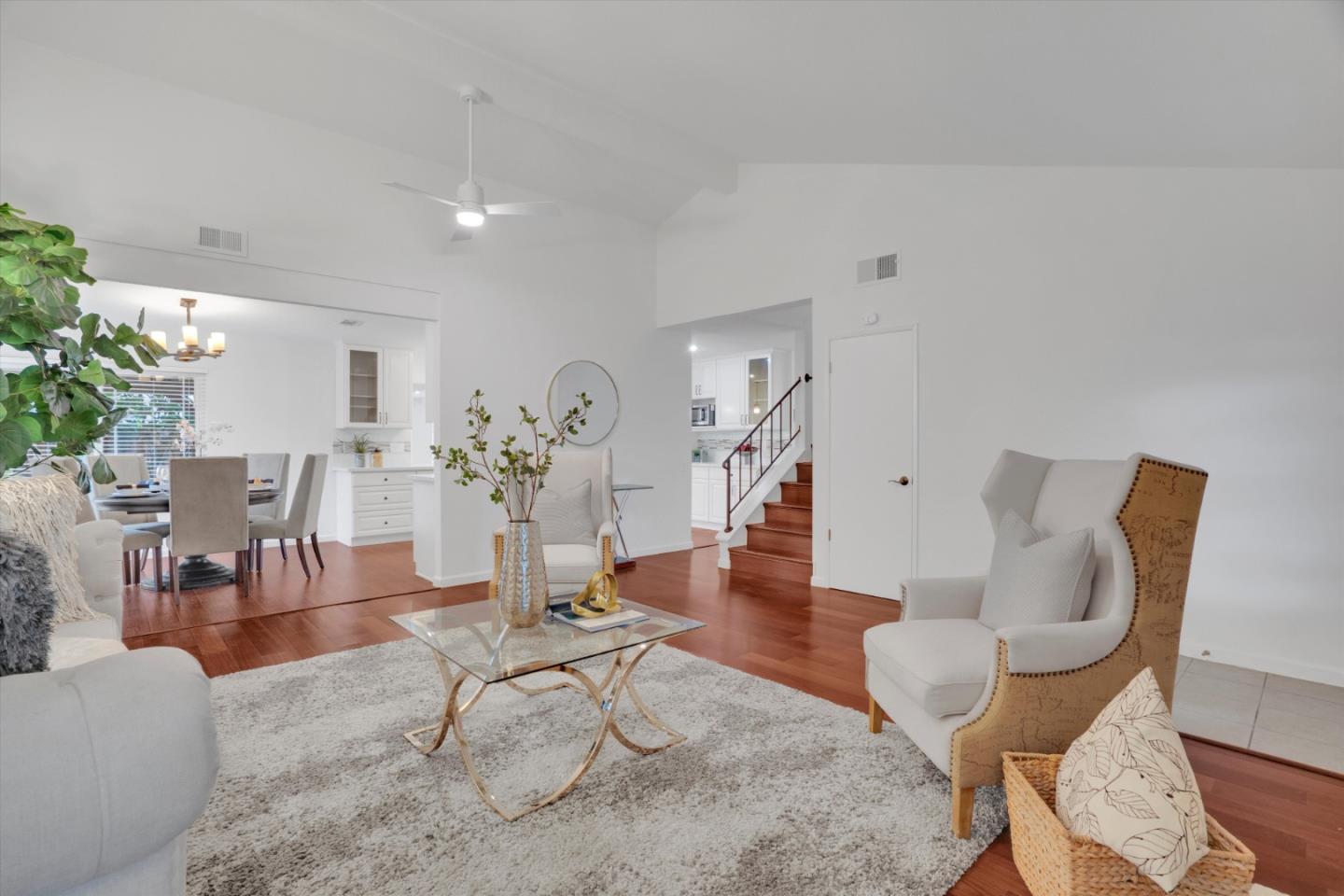 Detail Gallery Image 13 of 41 For 3305 San Carlos Way, Union City,  CA 94587 - 5 Beds | 2/1 Baths