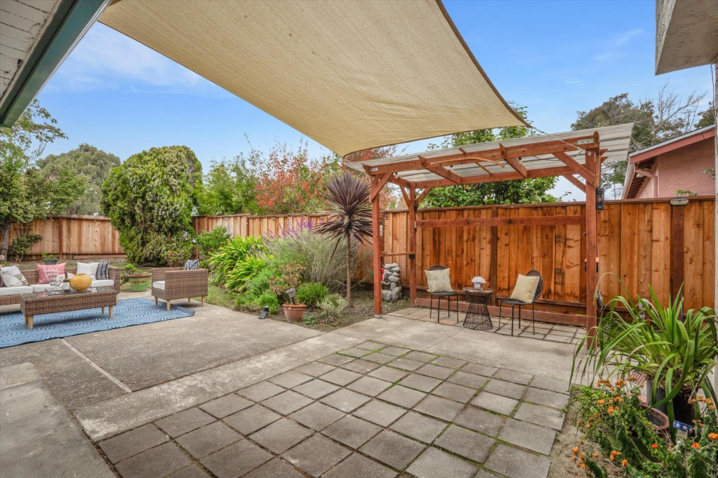 Detail Gallery Image 29 of 41 For 3305 San Carlos Way, Union City,  CA 94587 - 5 Beds | 2/1 Baths