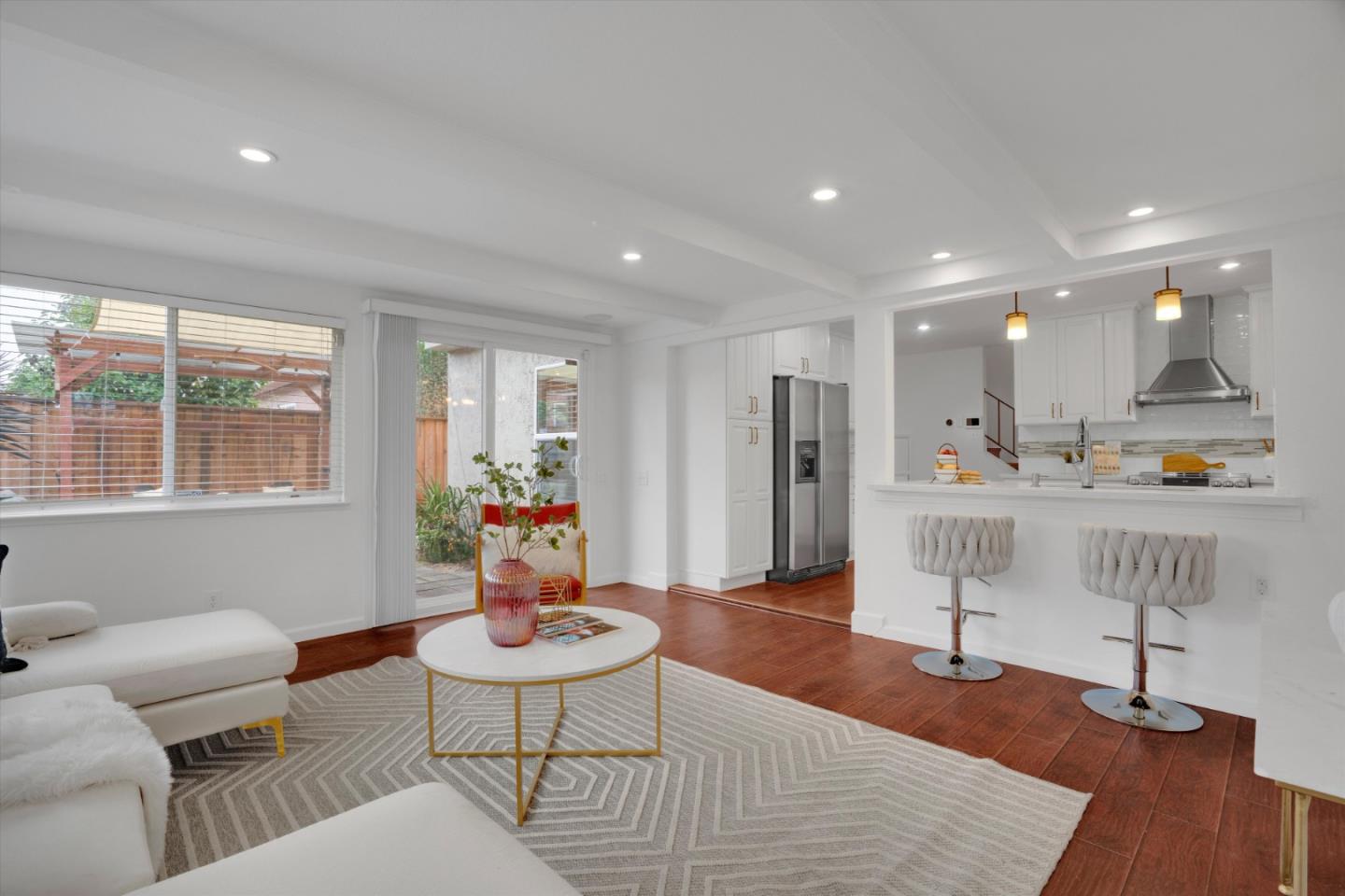 Detail Gallery Image 3 of 41 For 3305 San Carlos Way, Union City,  CA 94587 - 5 Beds | 2/1 Baths