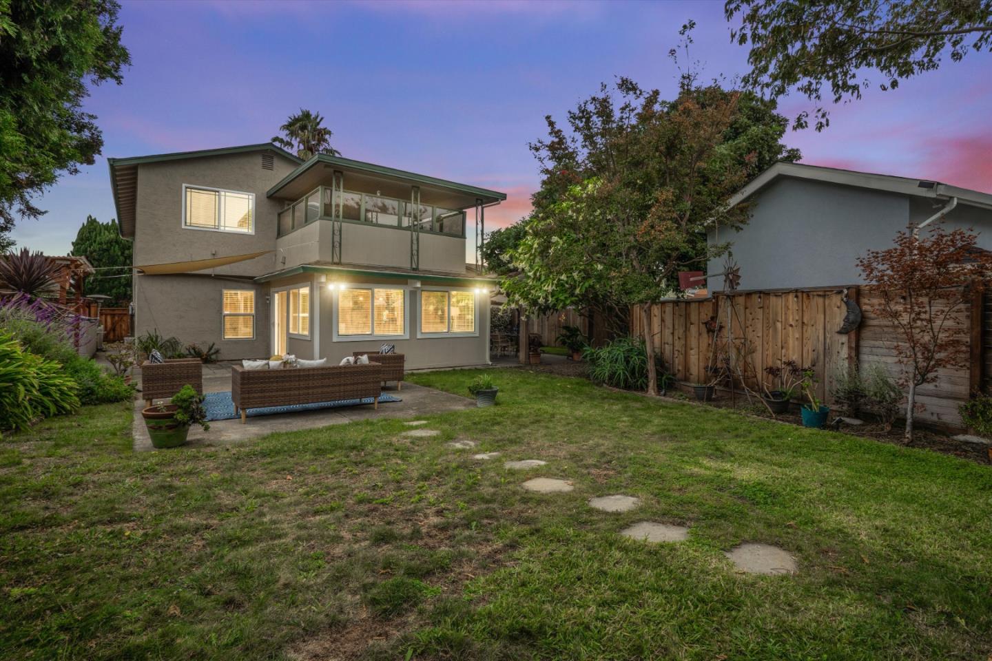 Detail Gallery Image 34 of 41 For 3305 San Carlos Way, Union City,  CA 94587 - 5 Beds | 2/1 Baths