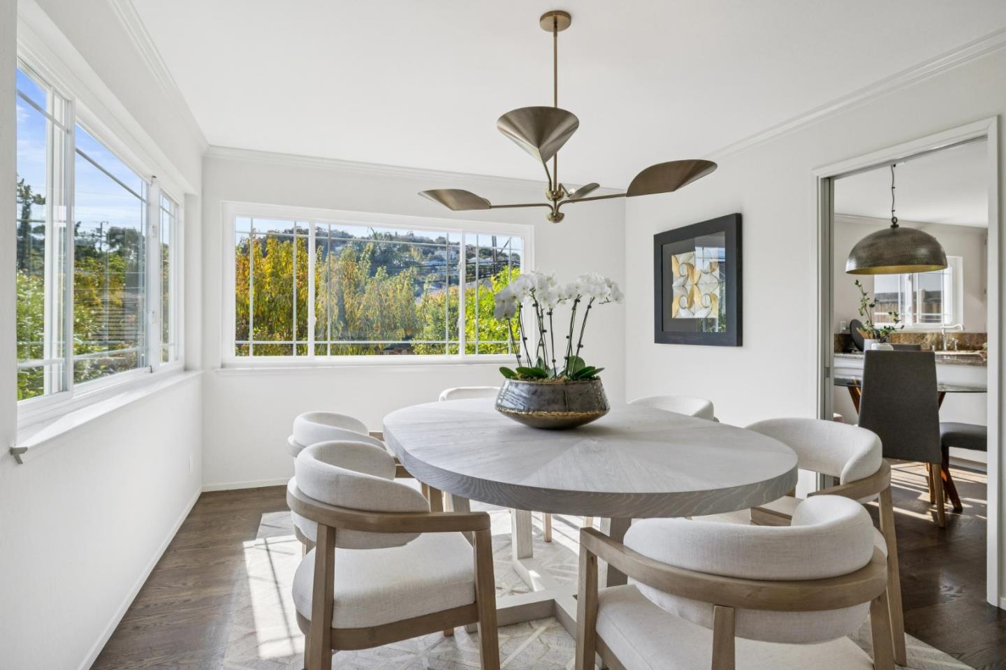 Detail Gallery Image 14 of 59 For 705 Melissa Ct, San Mateo,  CA 94402 - 4 Beds | 2/1 Baths