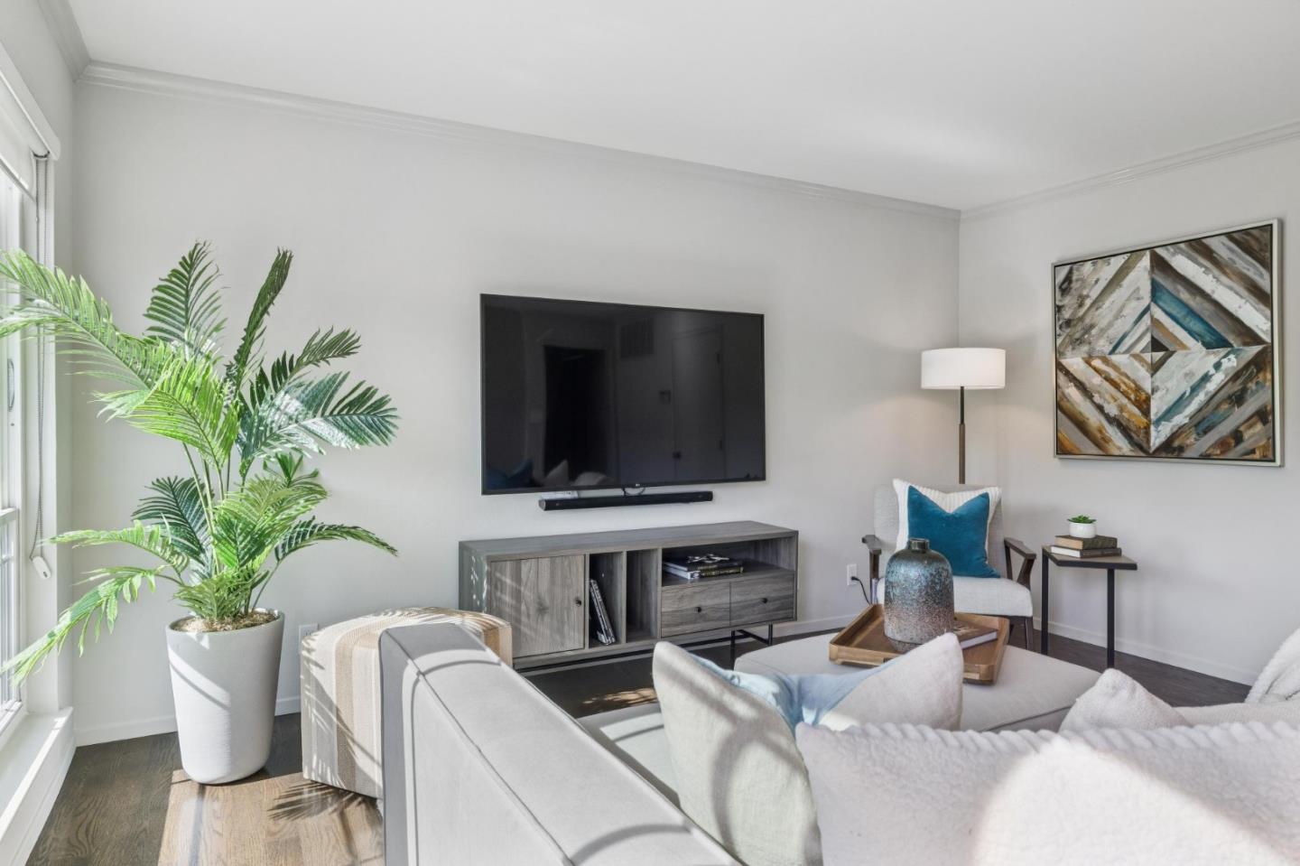 Detail Gallery Image 19 of 59 For 705 Melissa Ct, San Mateo,  CA 94402 - 4 Beds | 2/1 Baths