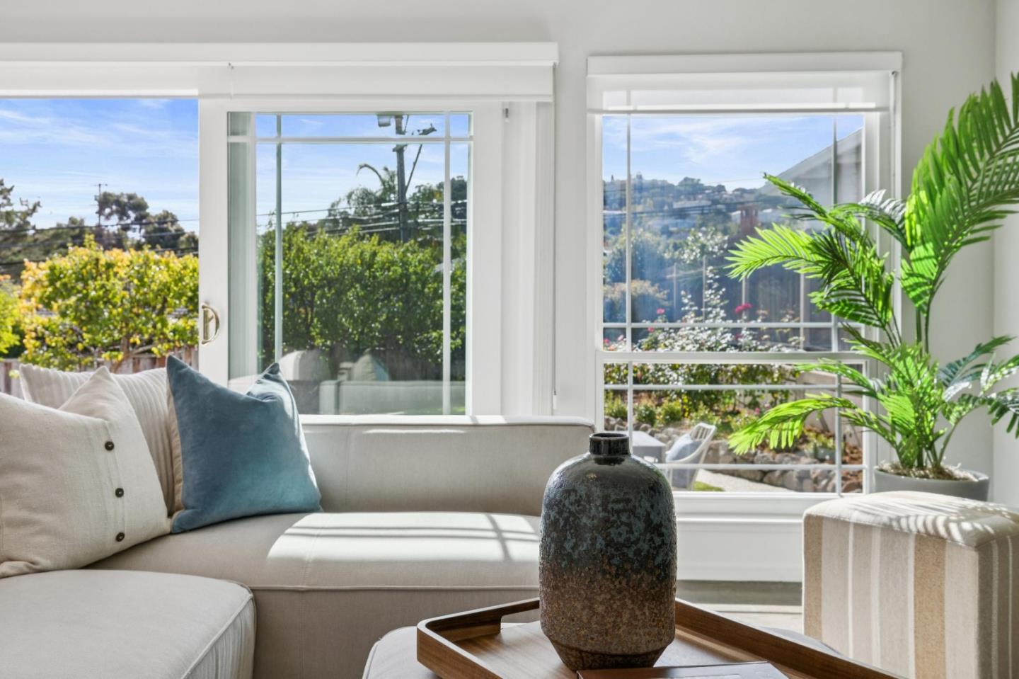 Detail Gallery Image 21 of 59 For 705 Melissa Ct, San Mateo,  CA 94402 - 4 Beds | 2/1 Baths