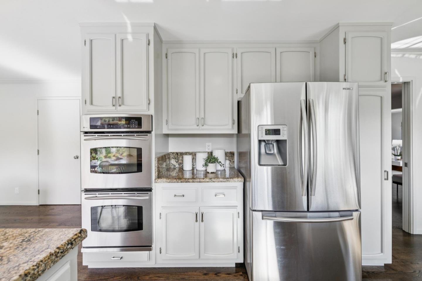 Detail Gallery Image 26 of 59 For 705 Melissa Ct, San Mateo,  CA 94402 - 4 Beds | 2/1 Baths