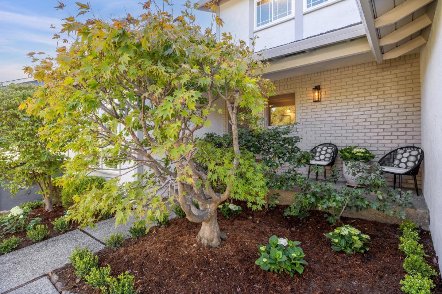 Detail Gallery Image 3 of 59 For 705 Melissa Ct, San Mateo,  CA 94402 - 4 Beds | 2/1 Baths