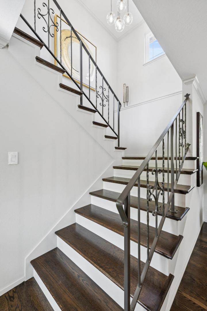 Detail Gallery Image 32 of 59 For 705 Melissa Ct, San Mateo,  CA 94402 - 4 Beds | 2/1 Baths