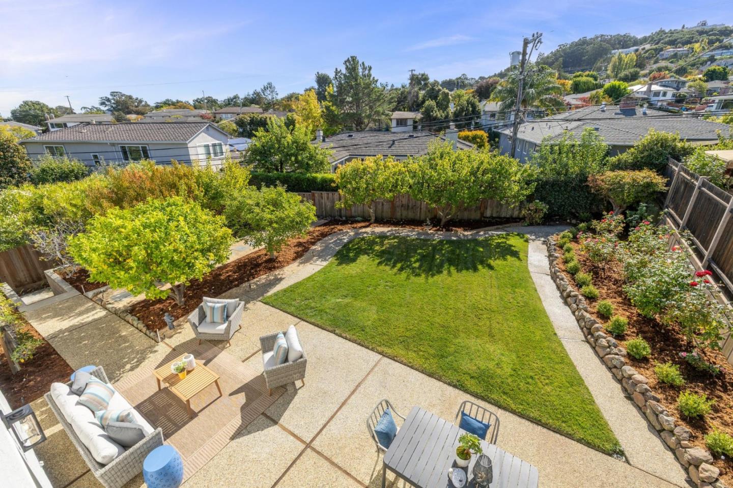 Detail Gallery Image 48 of 59 For 705 Melissa Ct, San Mateo,  CA 94402 - 4 Beds | 2/1 Baths