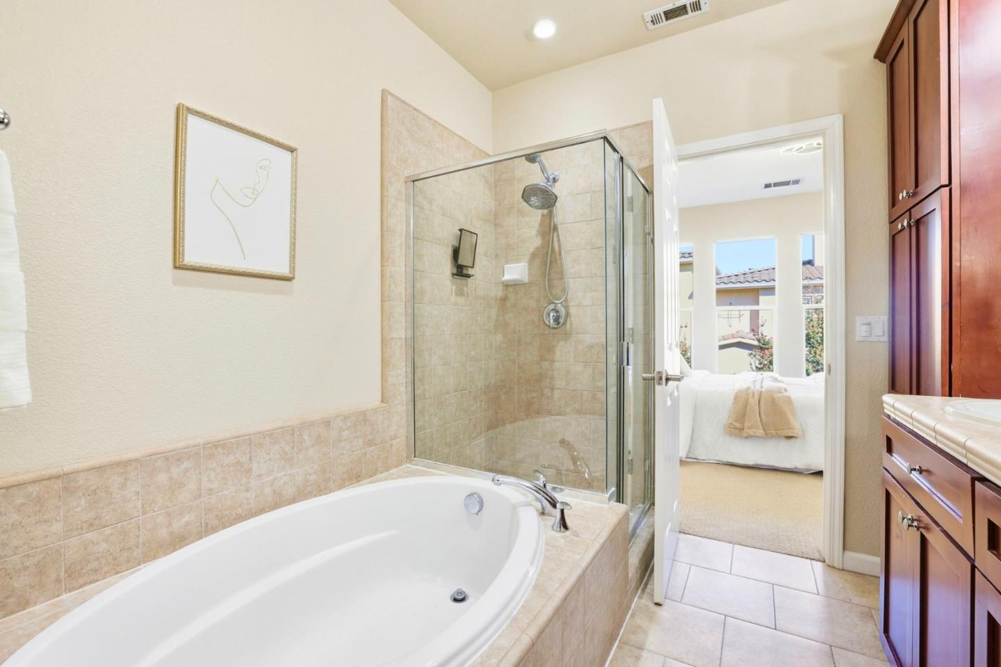 Detail Gallery Image 18 of 31 For 89 Esfahan Dr, San Jose,  CA 95111 - 3 Beds | 2/1 Baths