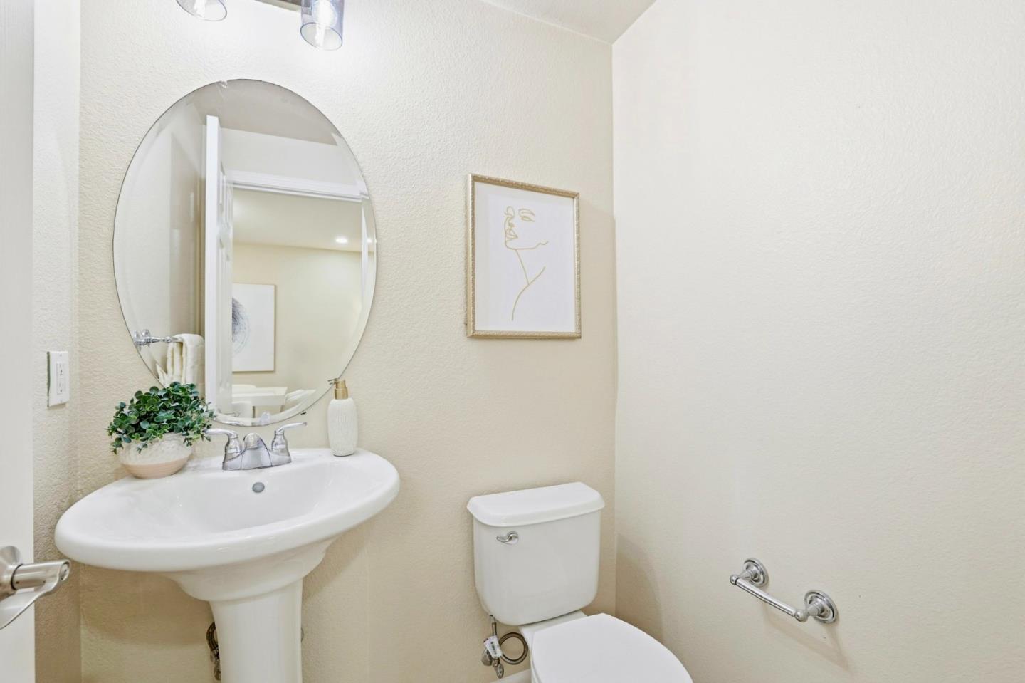 Detail Gallery Image 20 of 31 For 89 Esfahan Dr, San Jose,  CA 95111 - 3 Beds | 2/1 Baths