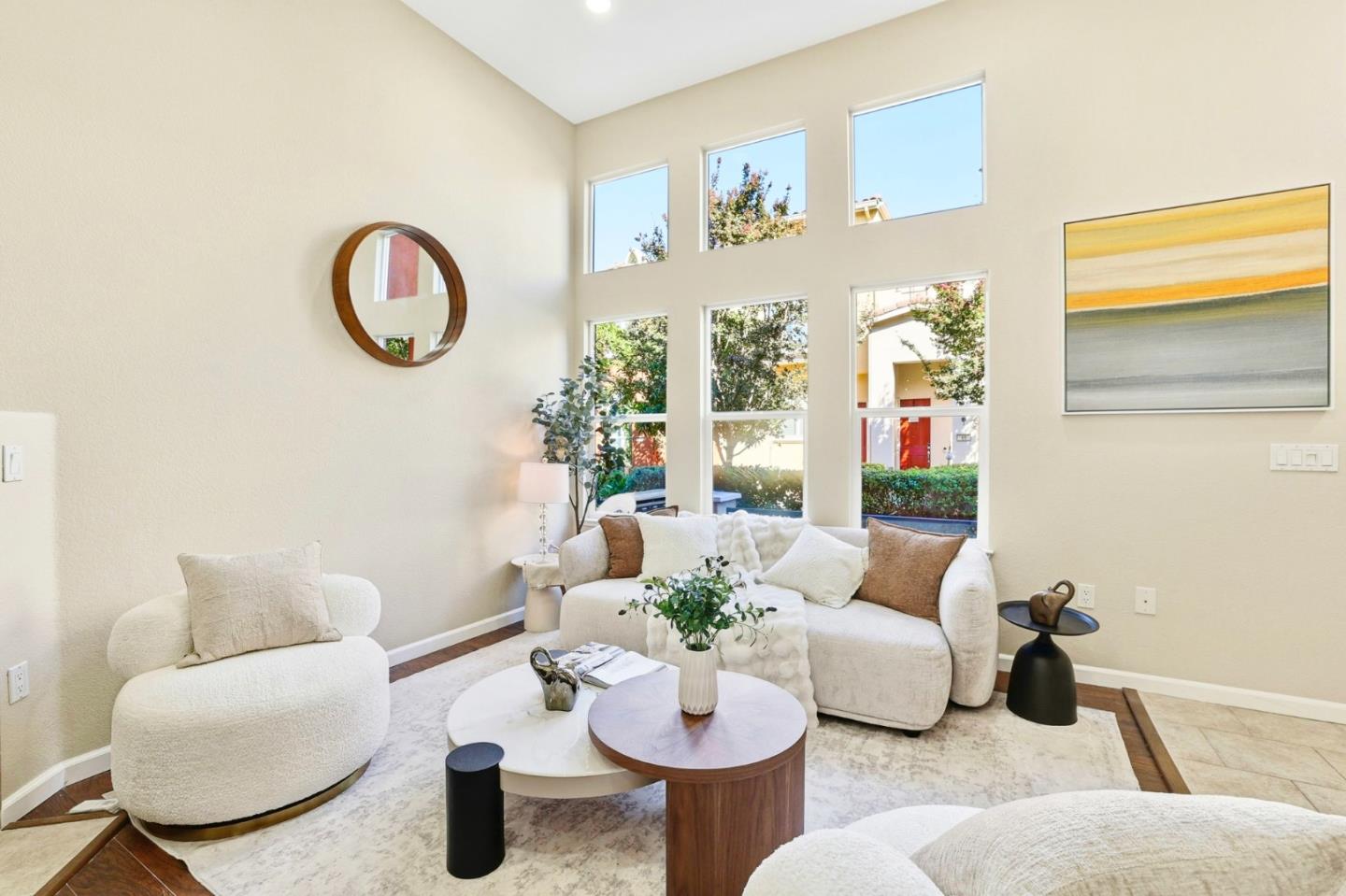 Detail Gallery Image 4 of 31 For 89 Esfahan Dr, San Jose,  CA 95111 - 3 Beds | 2/1 Baths