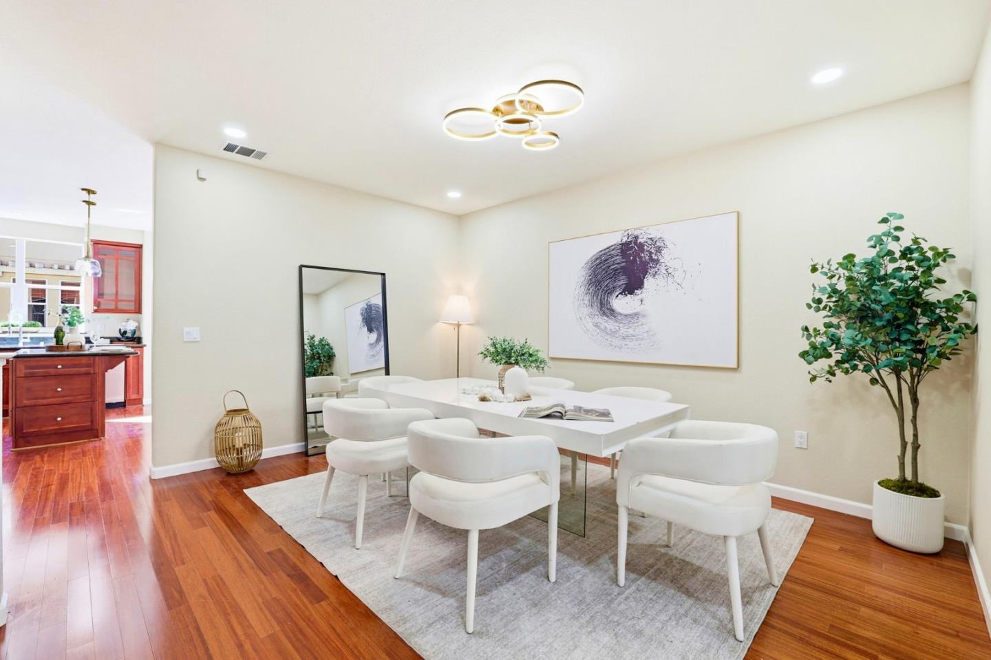 Detail Gallery Image 5 of 31 For 89 Esfahan Dr, San Jose,  CA 95111 - 3 Beds | 2/1 Baths