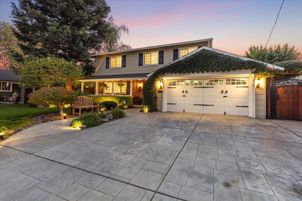 Detail Gallery Image 4 of 48 For 434 Devon Ct, San Ramon,  CA 94583 - 4 Beds | 2/1 Baths