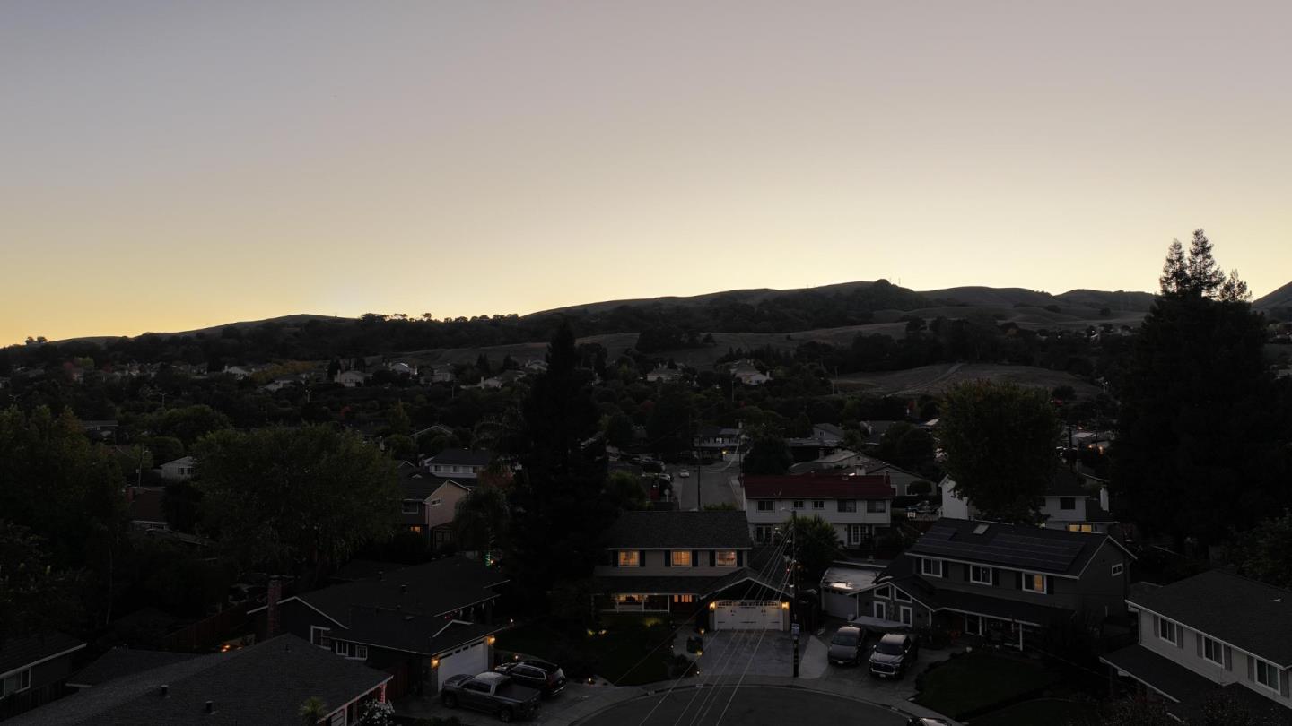 Detail Gallery Image 44 of 48 For 434 Devon Ct, San Ramon,  CA 94583 - 4 Beds | 2/1 Baths