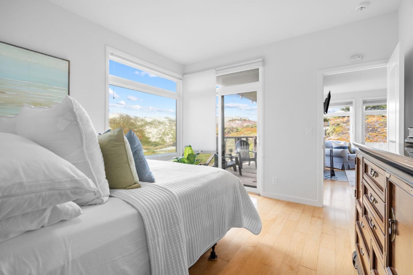 Detail Gallery Image 14 of 53 For 3 Pelican Pt, Watsonville,  CA 95076 - 3 Beds | 2 Baths