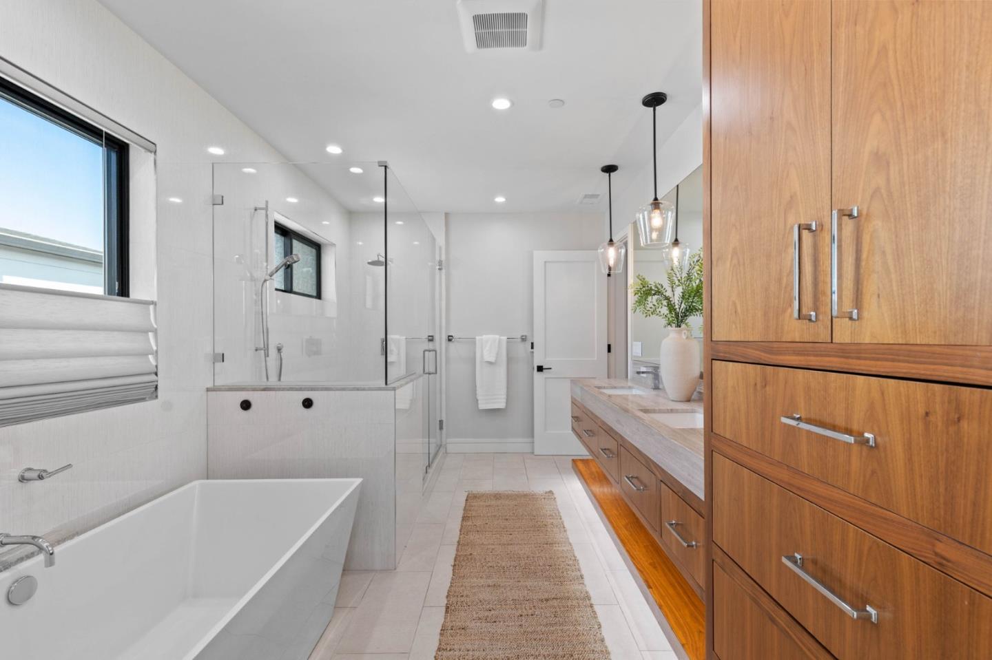 Detail Gallery Image 21 of 33 For 1144 Mckinley St, Redwood City,  CA 94061 - 4 Beds | 3/1 Baths