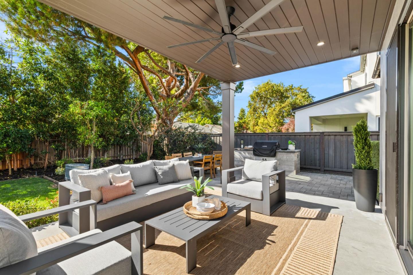 Detail Gallery Image 27 of 33 For 1144 Mckinley St, Redwood City,  CA 94061 - 4 Beds | 3/1 Baths