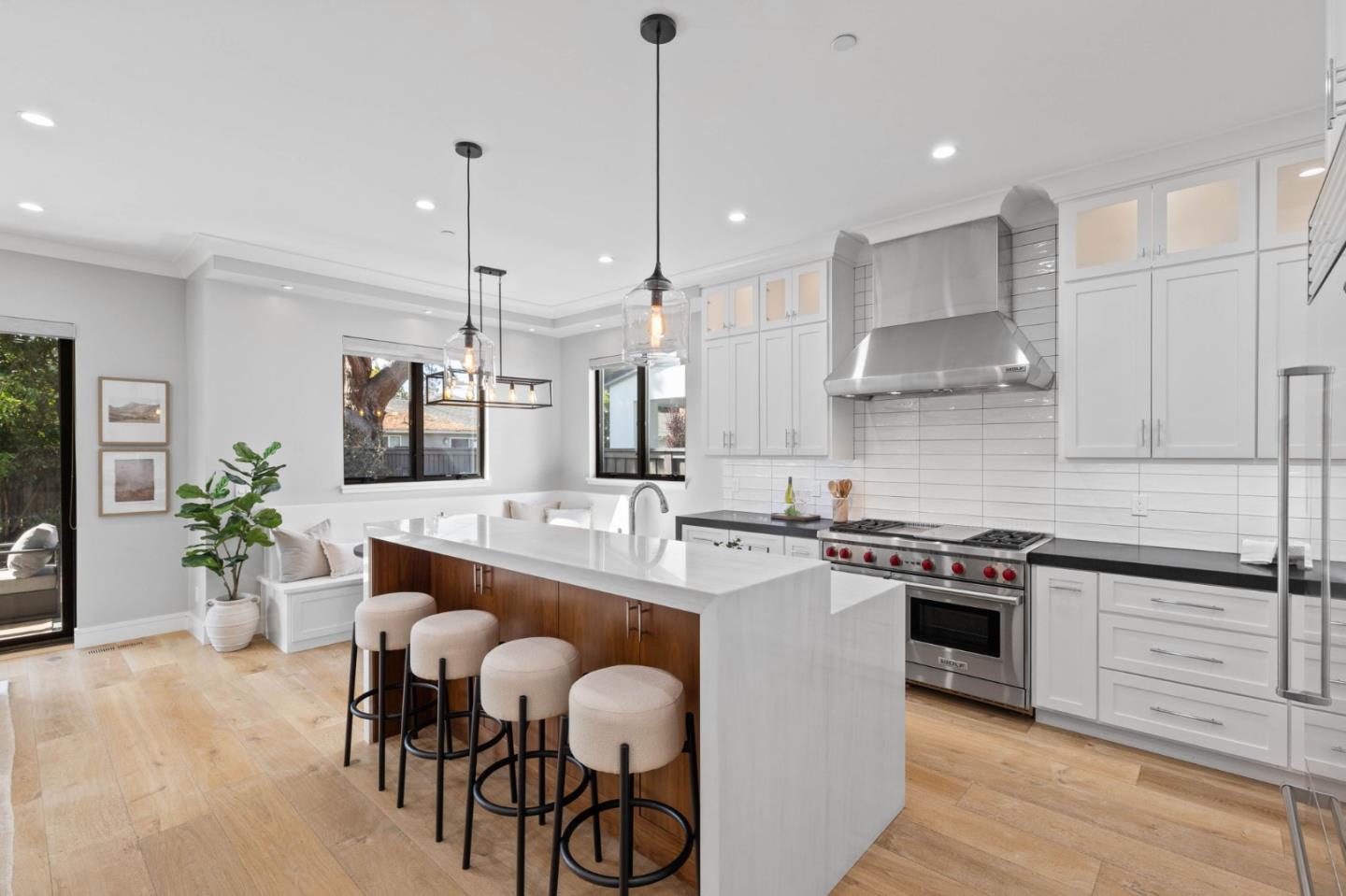 Detail Gallery Image 7 of 33 For 1144 Mckinley St, Redwood City,  CA 94061 - 4 Beds | 3/1 Baths