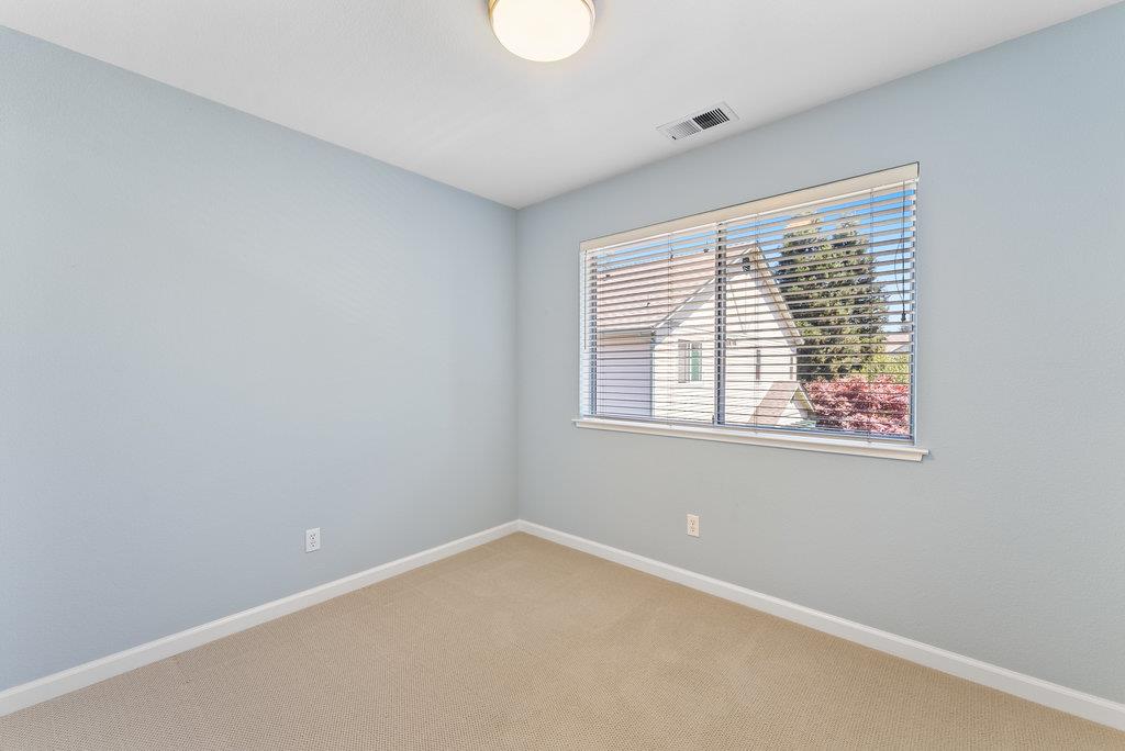 Detail Gallery Image 25 of 36 For 1720 Ocean St, Santa Cruz,  CA 95060 - 3 Beds | 2/1 Baths