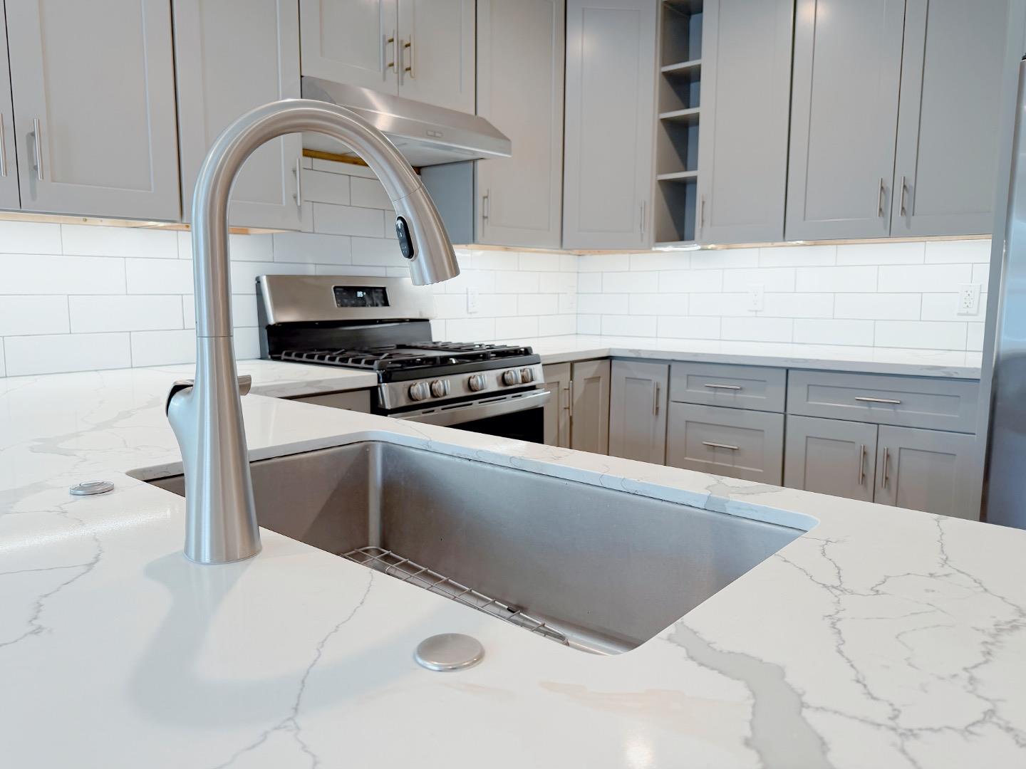 Detail Gallery Image 1 of 1 For 7051 Eigleberry St, Gilroy,  CA 95020 - 3 Beds | 2 Baths