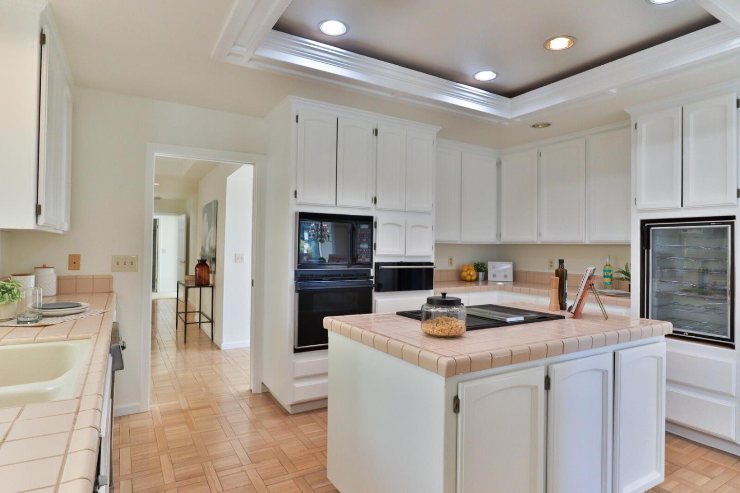 Detail Gallery Image 14 of 100 For 16669 Walter Breton Dr, Morgan Hill,  CA 95037 - 4 Beds | 3 Baths