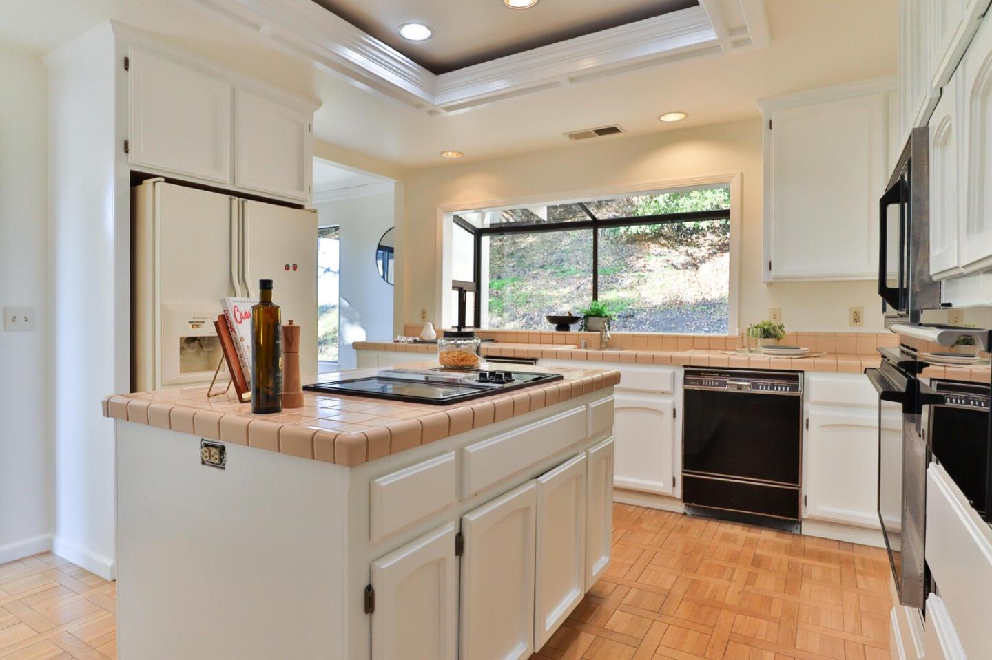 Detail Gallery Image 16 of 100 For 16669 Walter Breton Dr, Morgan Hill,  CA 95037 - 4 Beds | 3 Baths