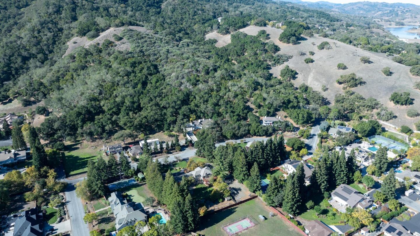 Detail Gallery Image 91 of 100 For 16669 Walter Breton Dr, Morgan Hill,  CA 95037 - 4 Beds | 3 Baths