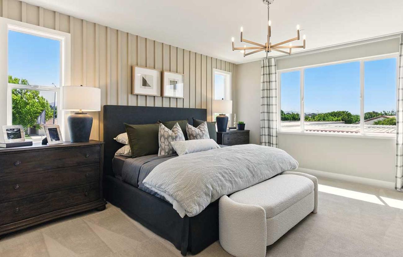 Detail Gallery Image 12 of 15 For 130 Dogwood Ct, Hollister,  CA 95023 - 4 Beds | 3 Baths