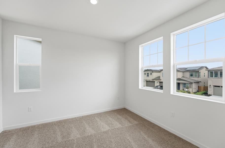 Detail Gallery Image 20 of 26 For 130 Dogwood Ct, Hollister,  CA 95023 - 4 Beds | 3 Baths