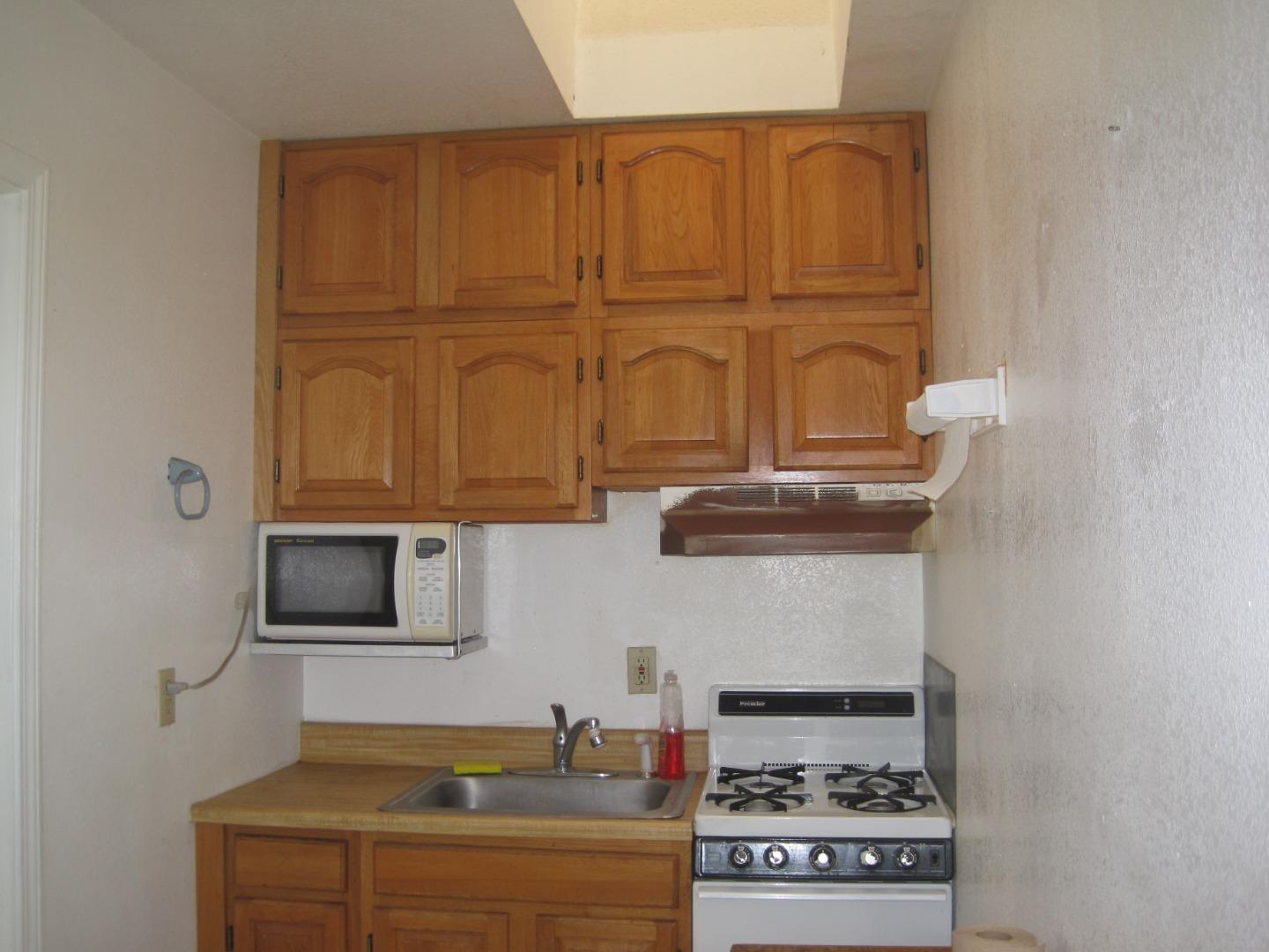 Detail Gallery Image 8 of 17 For 718 Laurel Ave, Millbrae,  CA 94030 - 0 Beds | 1 Baths