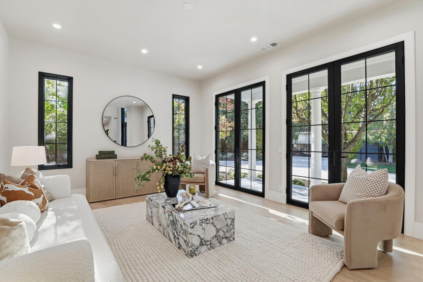 Detail Gallery Image 5 of 57 For 261 Camino Al Lago, Atherton,  CA 94027 - 6 Beds | 6/1 Baths