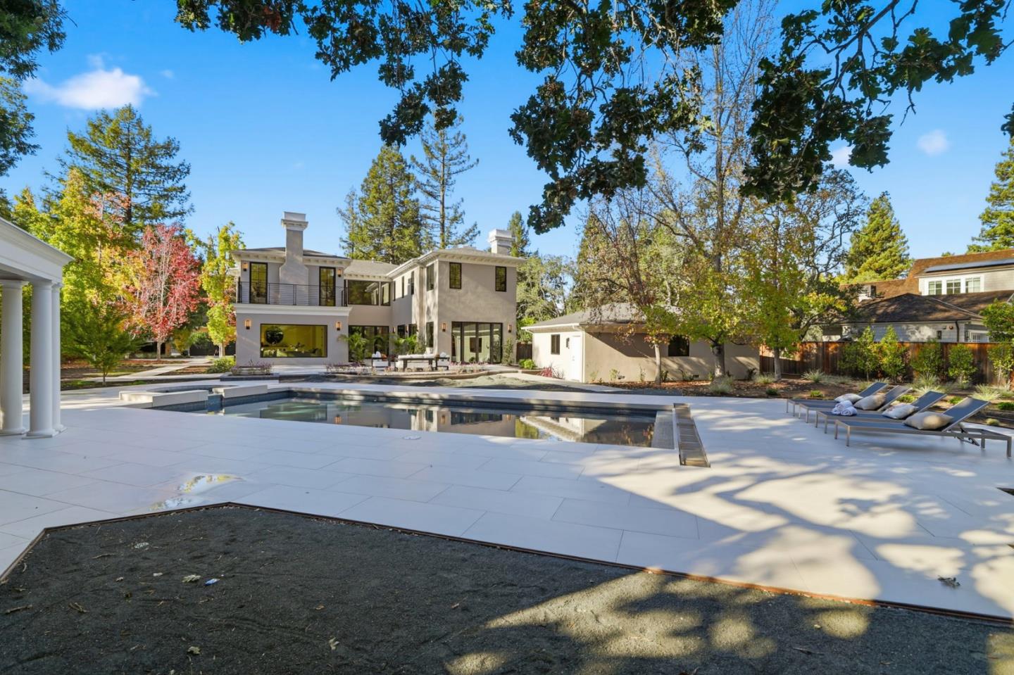 Detail Gallery Image 52 of 57 For 261 Camino Al Lago, Atherton,  CA 94027 - 6 Beds | 6/1 Baths