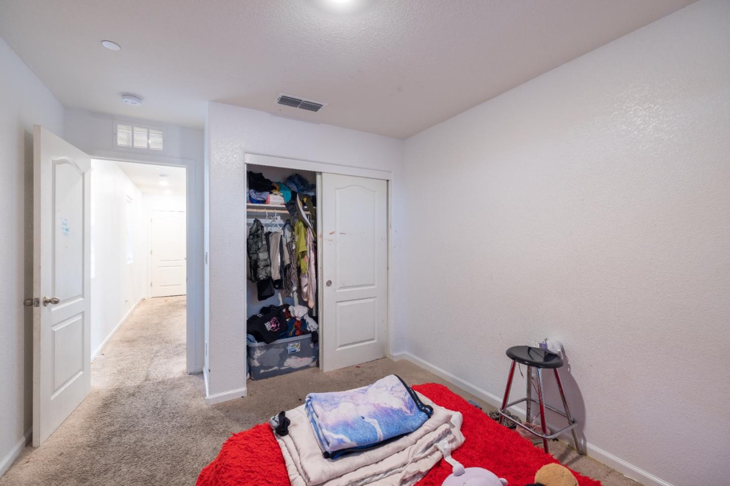 Detail Gallery Image 20 of 43 For 654 Flagstone Dr, Stockton,  CA 95206 - 5 Beds | 3 Baths