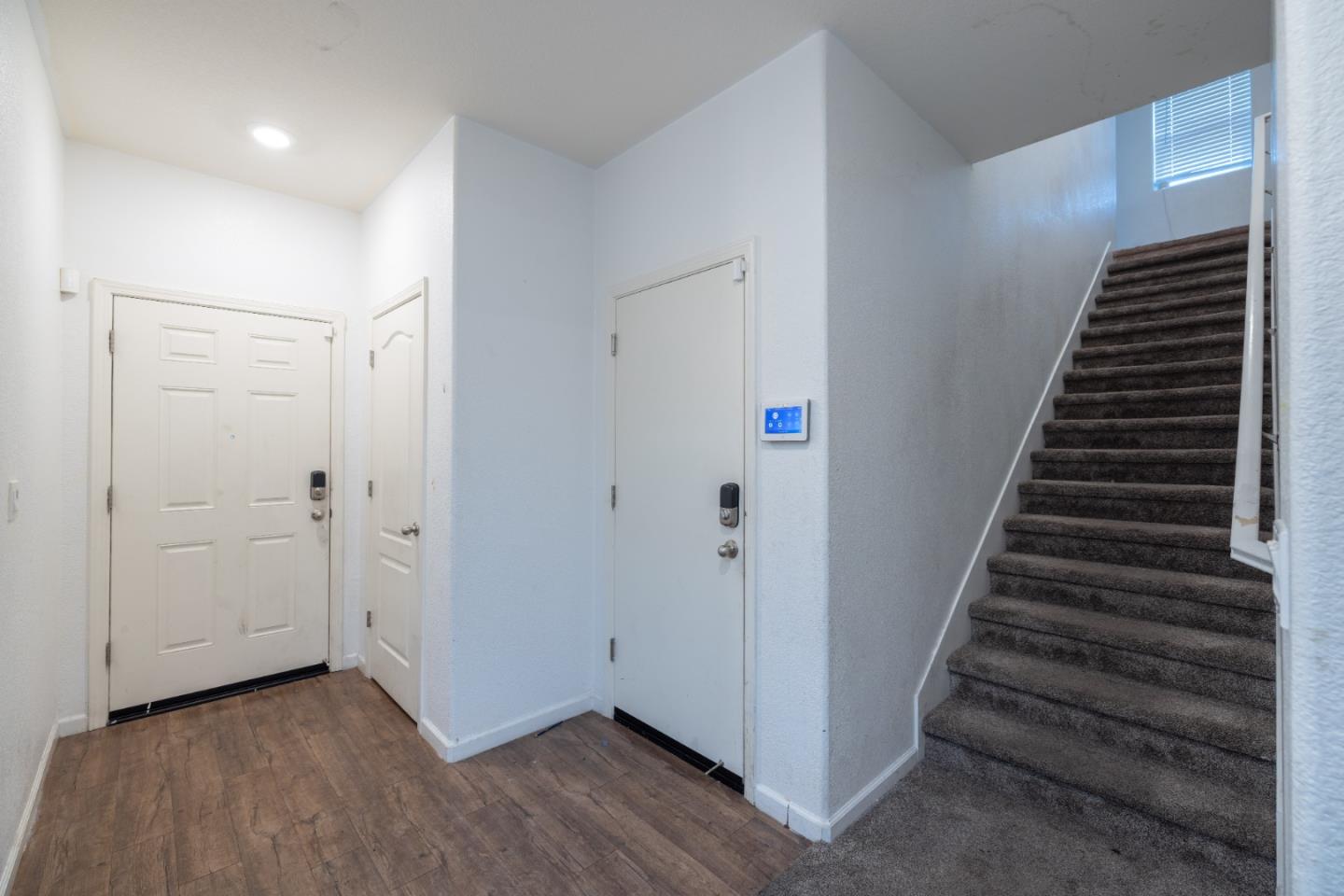 Detail Gallery Image 39 of 43 For 654 Flagstone Dr, Stockton,  CA 95206 - 5 Beds | 3 Baths