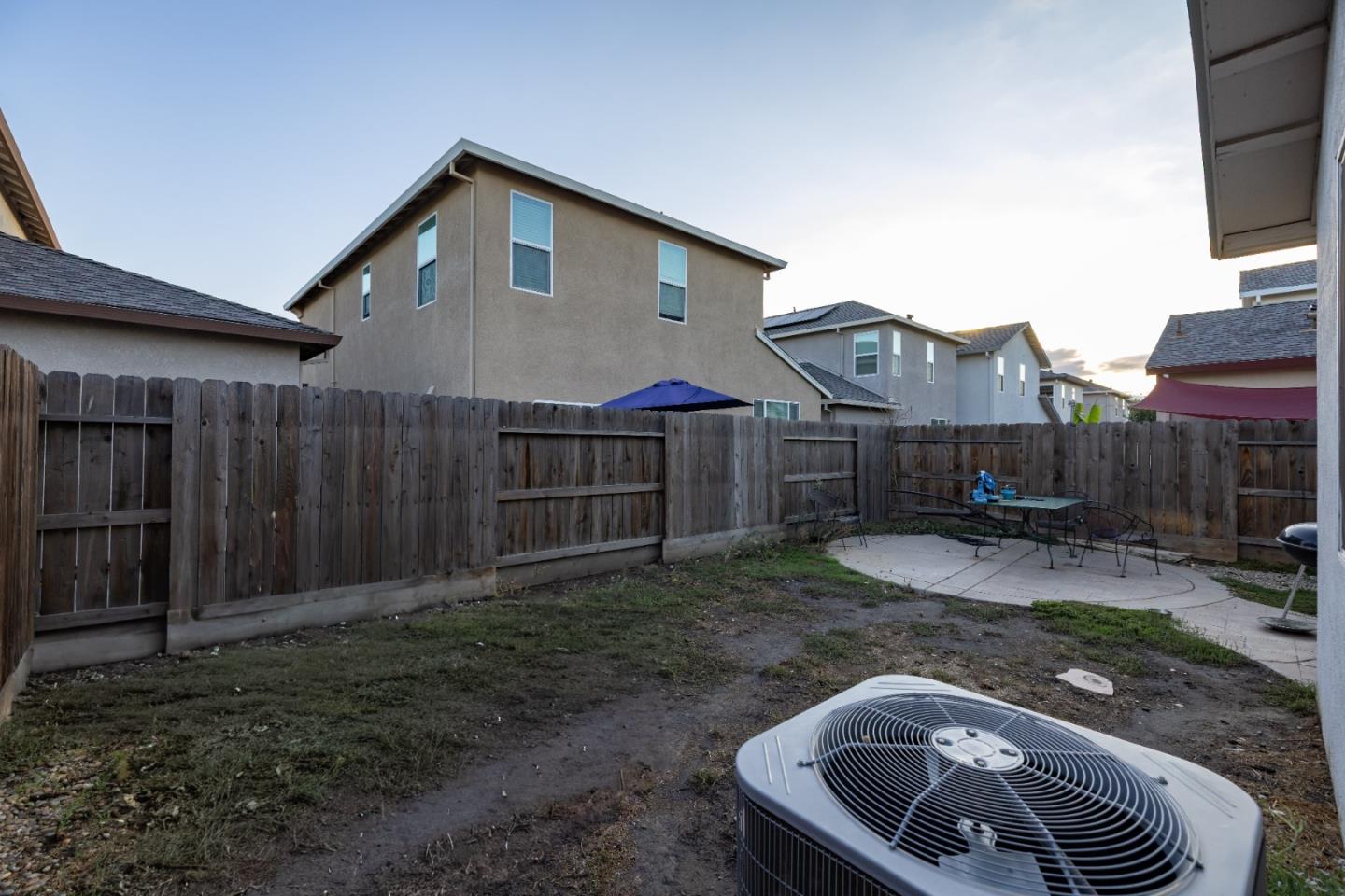 Detail Gallery Image 41 of 43 For 654 Flagstone Dr, Stockton,  CA 95206 - 5 Beds | 3 Baths