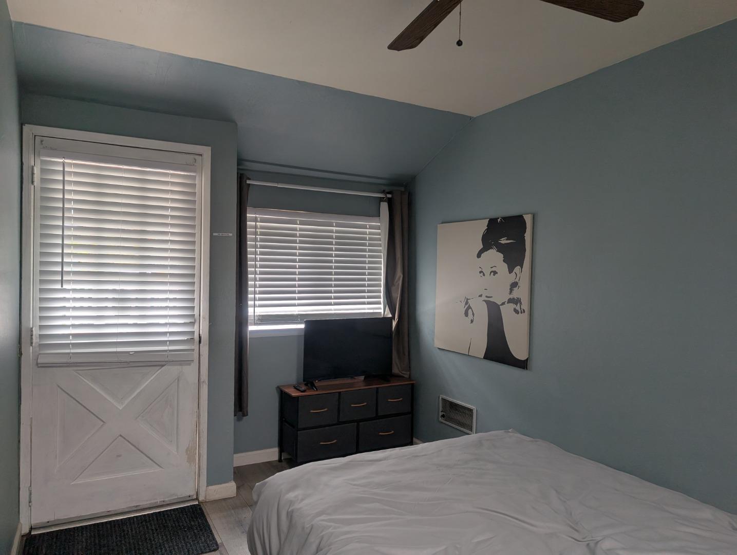 Detail Gallery Image 17 of 20 For 481 Rutland Ave, San Jose,  CA 95128 - 2 Beds | 2 Baths