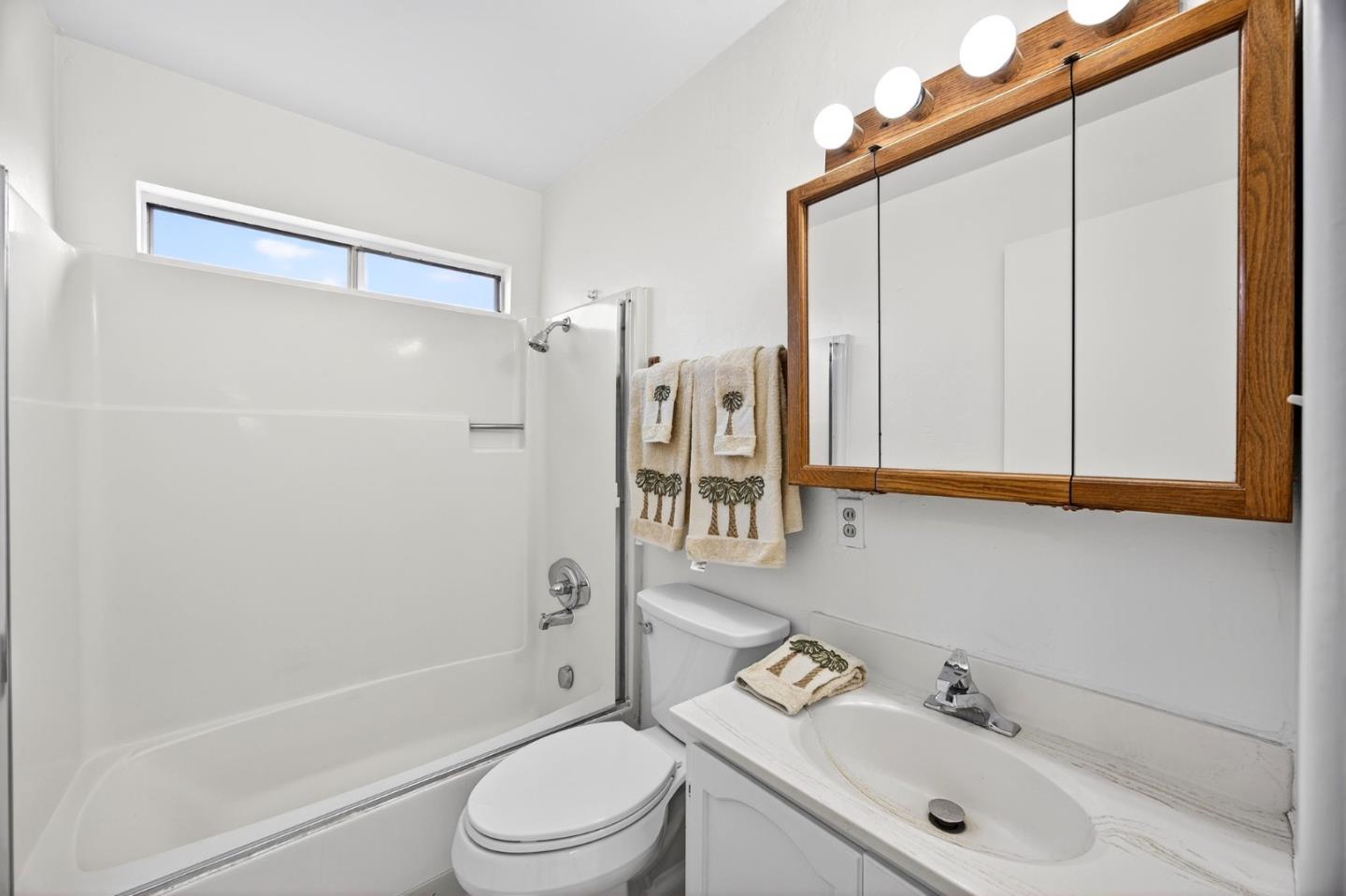 Detail Gallery Image 9 of 32 For 1861 Nelson Dr, Santa Clara,  CA 95054 - 4 Beds | 2 Baths