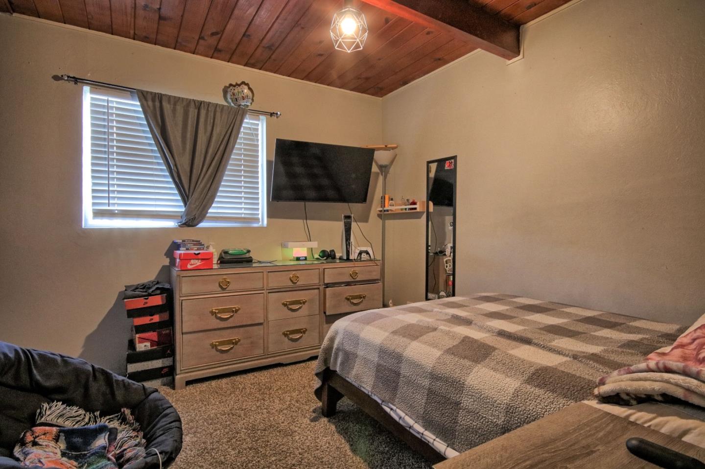 Detail Gallery Image 15 of 22 For 1260 Trazado Ave, Salinas,  CA 93906 - 4 Beds | 2 Baths