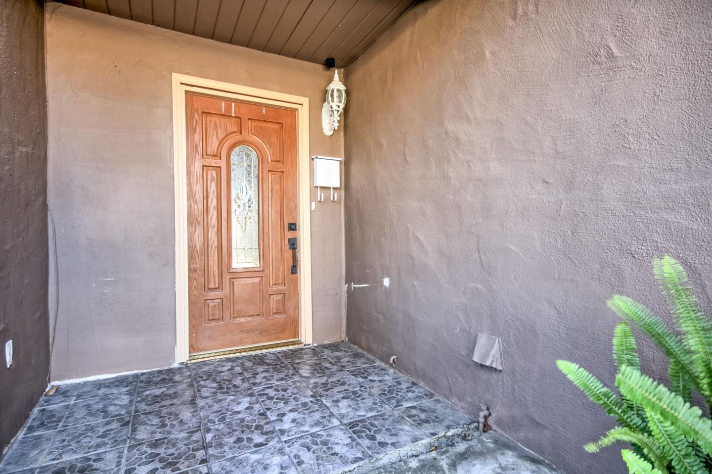 Detail Gallery Image 4 of 22 For 1260 Trazado Ave, Salinas,  CA 93906 - 4 Beds | 2 Baths