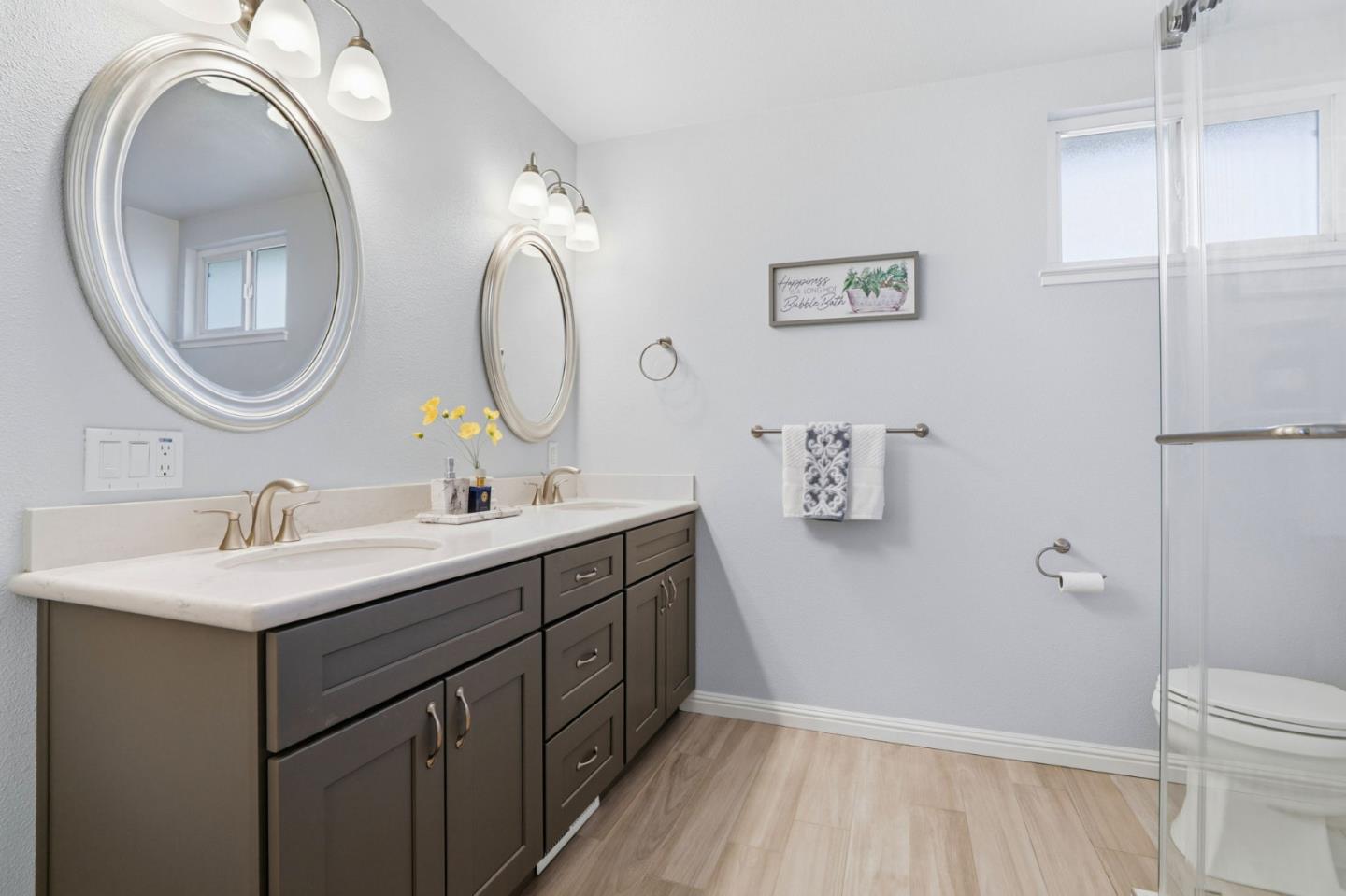 Detail Gallery Image 21 of 35 For 481 Barron Park Ct, San Jose,  CA 95136 - 4 Beds | 2/1 Baths