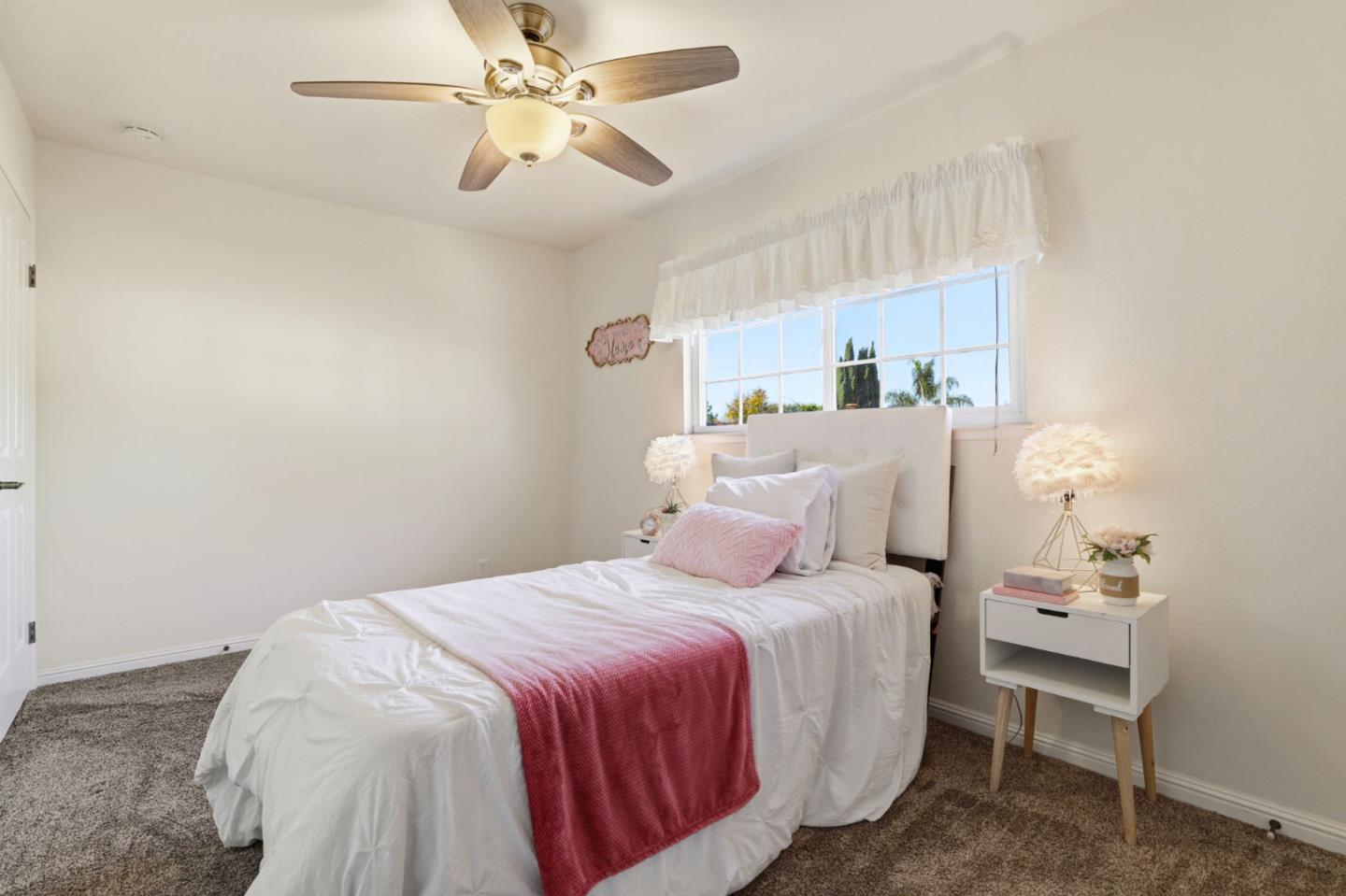 Detail Gallery Image 28 of 35 For 481 Barron Park Ct, San Jose,  CA 95136 - 4 Beds | 2/1 Baths